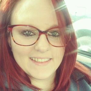 Meet your Posher, Emerald